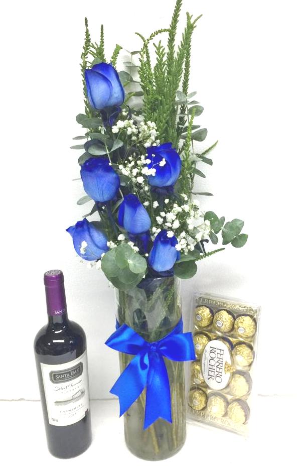 Florero en 6 Rosas Azules, Bombones Ferrero Rocher 150grs y Vino 375cc